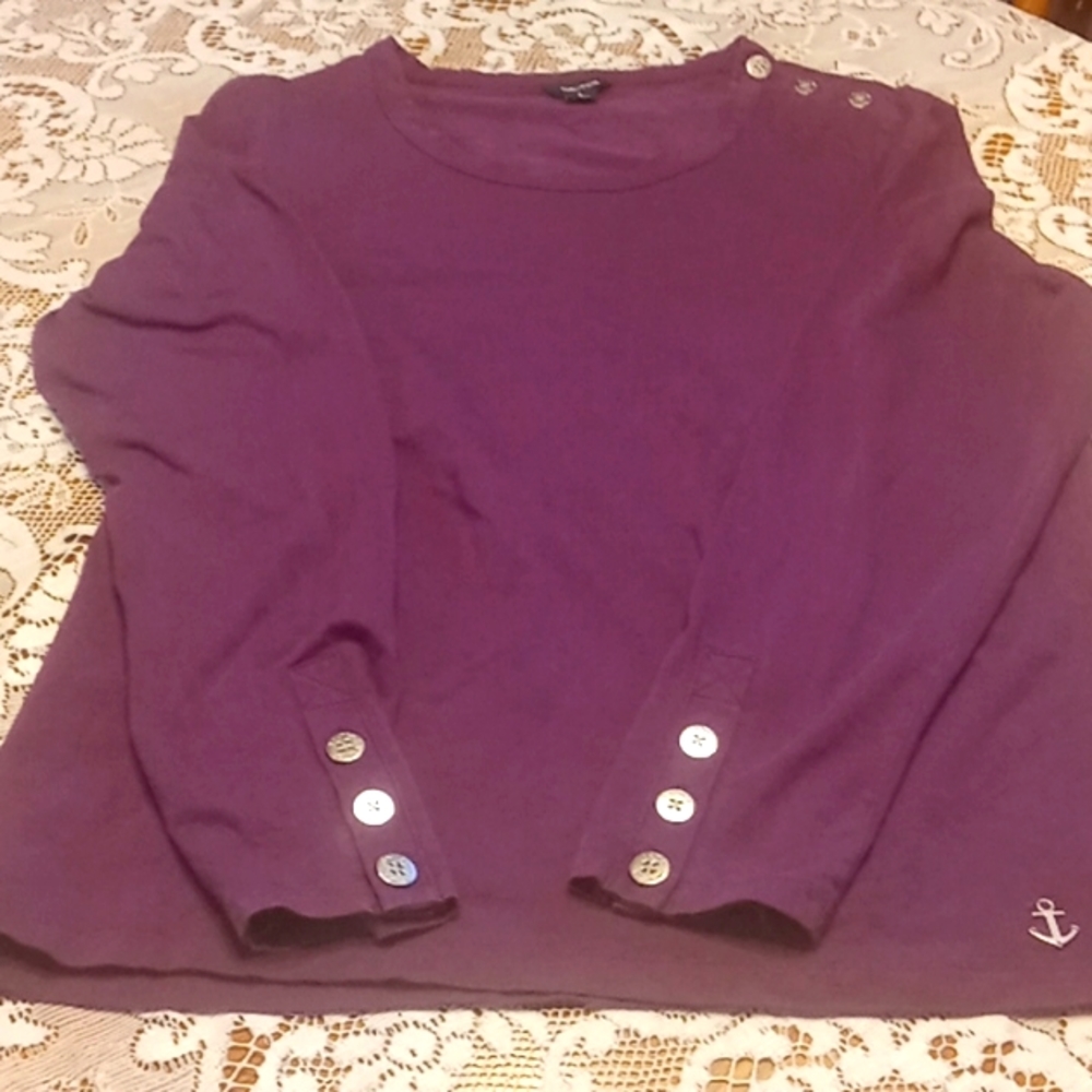 Women's shirt
